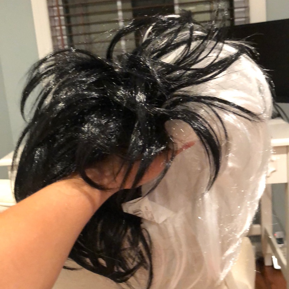 White and black wig